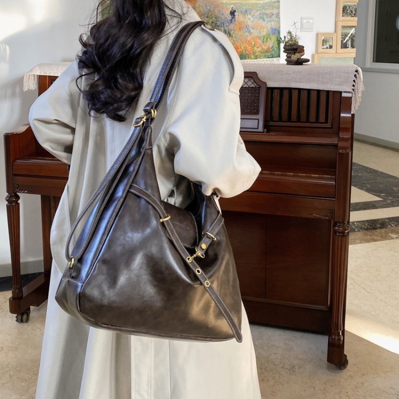 Luxury Bags Best - Trend Tasarım Harfli Logo Bebek Bezi