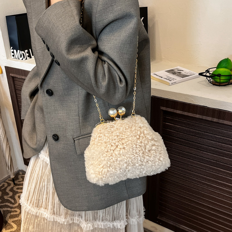 Peluş Çerçeve Çanta Kadınlar I - Luxury Bags Korea incelemesi ve fiyatı