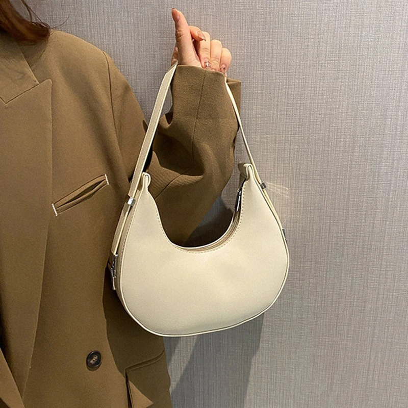 Kadın Koltuk Altı Çantası Lüks - Luxury Bags Reseller incelemesi ve fiyatı