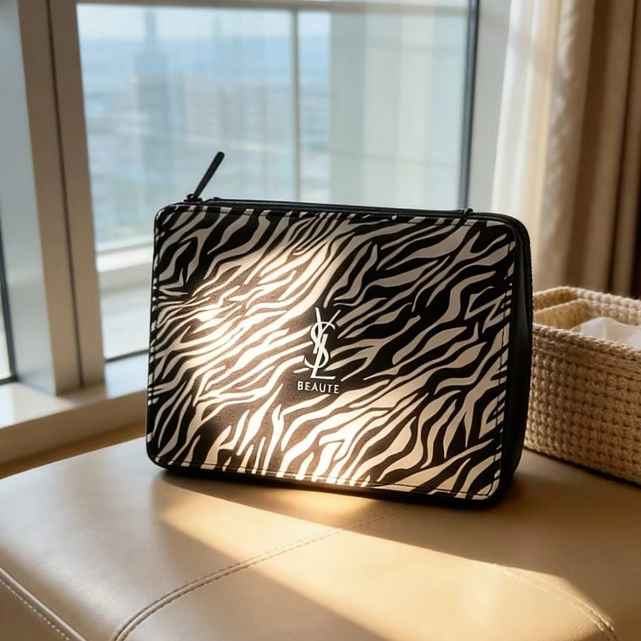 YSL Zebra Desenli Kozmetik Çan - Women Luxury Bags Ysl incelemesi ve fiyatı